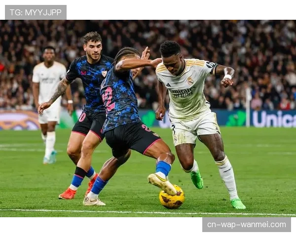 三中卫体系弥补个人能力不足 西甲各队战术创新注入活力